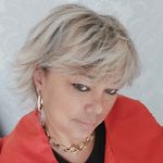 Bernadette Johnston - @bernadette.johnston.3 - Instagram