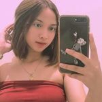 bernadette joyce - @dump.mami - Instagram