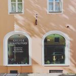 Bernadette Kaiser - @afroculturekaiser - Instagram