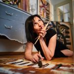 Bernadette Klein - @bernadettekleinmedium - Instagram