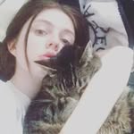 Bernard Abbot(t) - @1jt8iqe8iy73aw - Instagram