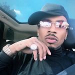Bernard Flowers - @kingbflowers - Instagram