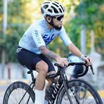 Bernard Reyes - @biskwetttt - Instagram