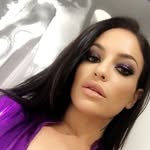 Brooks Bernice - @brooks.bernice.16 - Instagram