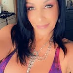 Bernice Perez - @lipstik.beautylounge - Instagram