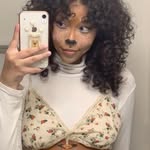 Bernie White - @_caramel_plum - Instagram