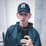Robert Velez - @robertalejandrovelez - Instagram