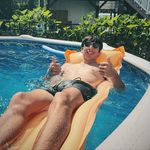 Robert Velez - @robertvelez8277 - Instagram