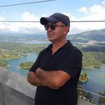 Roberto Velez Grajales - @robertovelezgrajales - Instagram