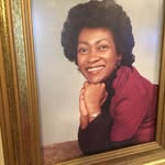 Bertha Raynor - @bertha.raynor - Instagram