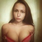 Beth Abramson - @esezedi.168192 - Instagram