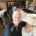 Beth Adams - @bethadamsartworks - Instagram