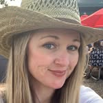 Beth Ainsworth - @bethainsworth80 - Instagram