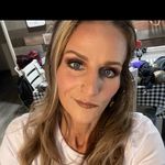 Beth Akers - @bethakers79 - Instagram