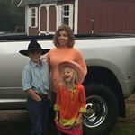 Beth Akers - @beth_akers2000 - Instagram