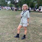Beth Banks - @bethbanks_ - Instagram