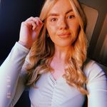 Beth Banks - @beth_banksxx - Instagram