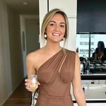 Beth Barker 🌻 - @bethhbarker - Instagram