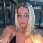 Beth - @bethbarkerrr - Instagram