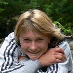 Beth Barton - @beth7364 - Instagram