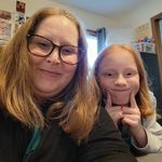 Elizabeth Schmelz Baucom - @bethypoo5678 - Instagram