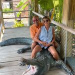 Beth Bean Merkle - @badcats7 - Instagram