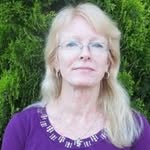 Beth Bender - @bethbender2520 - Instagram