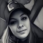 Beth Berg - @bethberg85 - Instagram