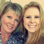Beth Berg - @bethiebooz19 - Instagram