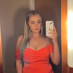 Beth Bloomie - @bethbloomie - Instagram