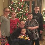 Beth, Brandon, Matt, Kenzie - @buck_family41 - Instagram