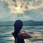 Beth Brophy - @bethbee.92 - Instagram