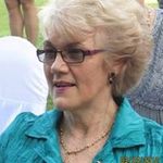 Beth Burt - @bethburt6382 - Instagram