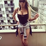 Beth Byrd - @bethbyrd77 - Instagram