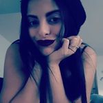 E.🌹 - @bethcloud91 - Instagram