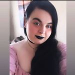 Beth Connell - @beth_connell_94 - Instagram