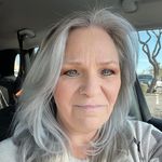 Beth Connolly - @bethnbranbran - Instagram