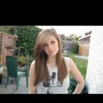 @bethcowling99 - Instagram