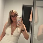 @bethcutlerxx - Instagram