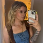 Beth Dawson - @bdawson92 - Instagram