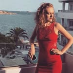 Beth Dawson - @bethdawson92 - Instagram