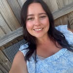 Beth Dickens - @bethdickens_ - Instagram