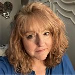 Beth Donahue - @beth.donahue.1996 - Instagram