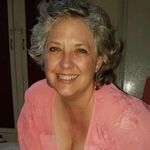 Beth Doyle - @willowglencreations - Instagram