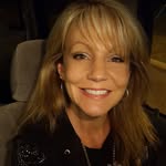 Beth Duke - @bethys1231 - Instagram