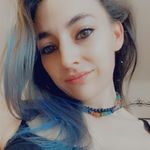 Beth Dumas - @bdumas1993 - Instagram