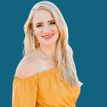 Betsy Dunphy - @zyia.nomad - Instagram