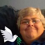 Beth Elkins - @beth.elkins.35 - Instagram