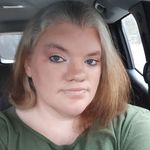 Beth Embry - @s.m.graison - Instagram