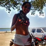 Beth Fernandes - @beth__fernandes - Instagram